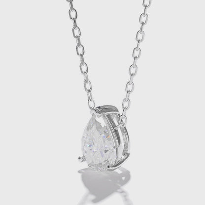 Classic teardrop-shaped diamond necklace